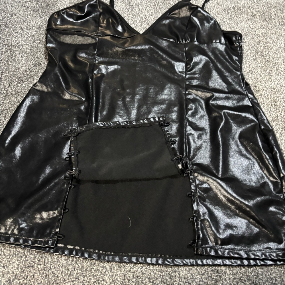 SHEIN Black Polyester Blend Garment - Picture 4 of 5